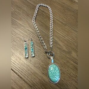 Premier Designs Turquoise and Silver Necklace Set